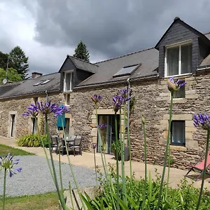 Aux Agapanthes Bed & Breakfast